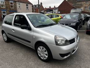 RENAULT CLIO 2008 (08) at Cookes Car Sales Malton